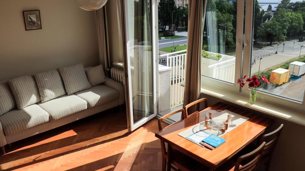 Apartment By The Sea - Kosciuszki Square Гдиня Екстериор снимка